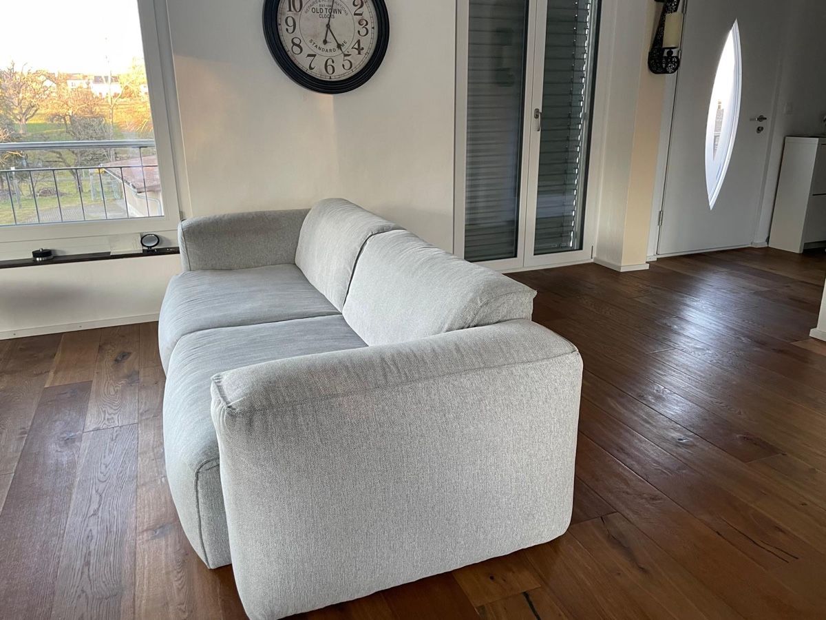 Divani: Gemütliches Sofa, hellgrau, neuwertig, Top Zustand! – Usato da Neuwilen venduto da K23mia 1