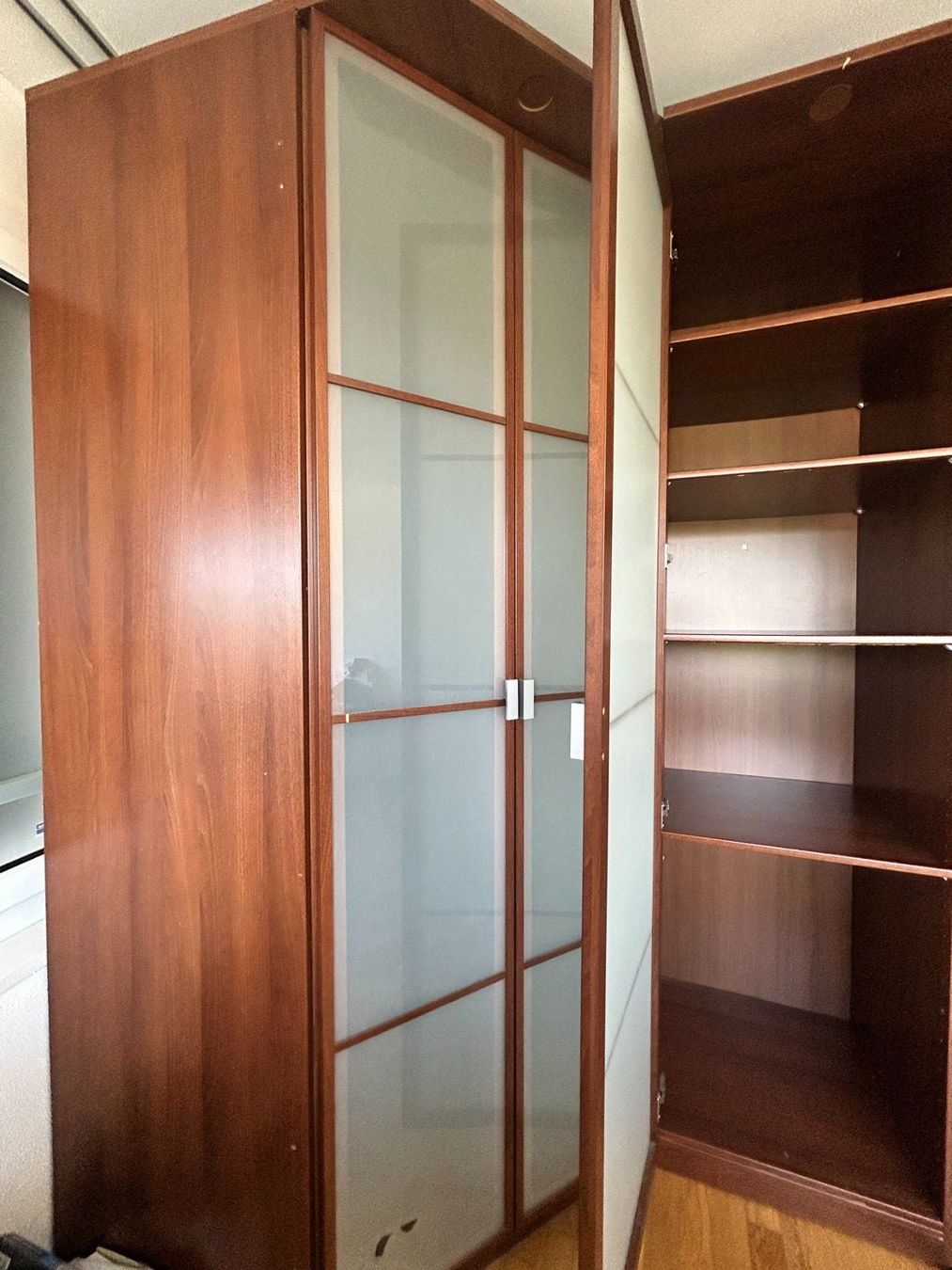 Ikea Schränke: Doppel-Eckkleiderschrank – Gebraucht aus Winterthur von acelaya 1