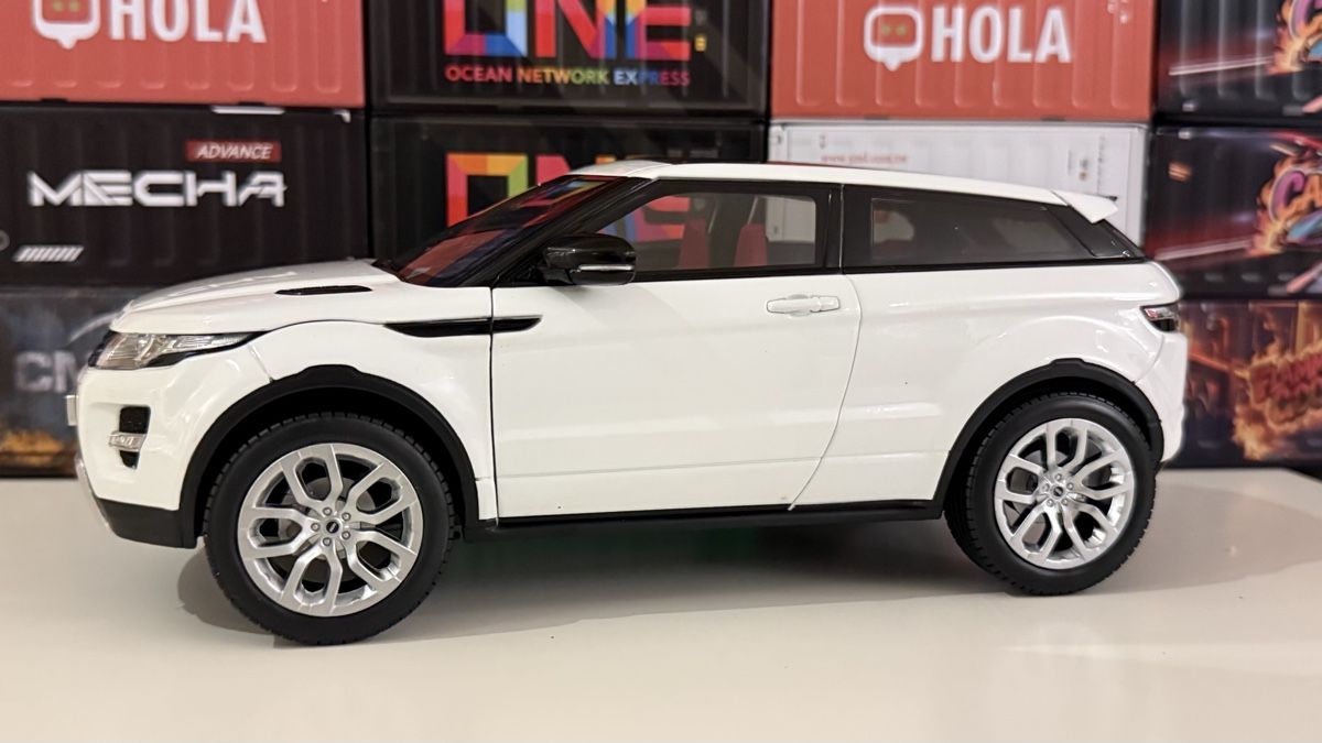 Land Rover Modellautos: Range Rover Evoque ohne OVP – Neu (gemäss Beschreibung) aus Basel von Zomeg