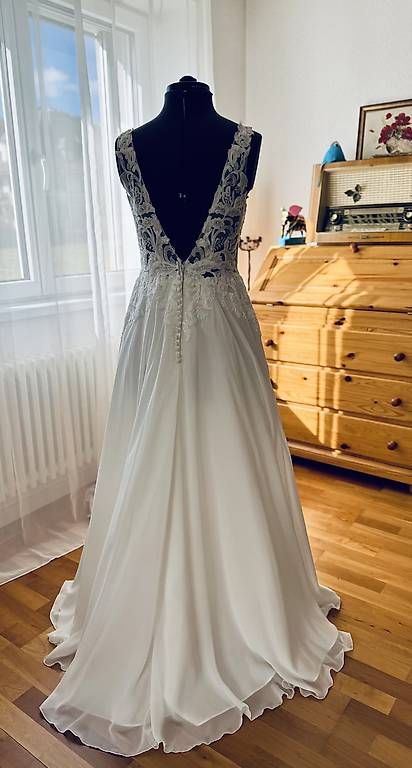 Vestiti: Justin Alexander romantisches Brautkleid in 38 – Nuovo (secondo la descrizione) da Schüpbach venduto da Bride2b 1