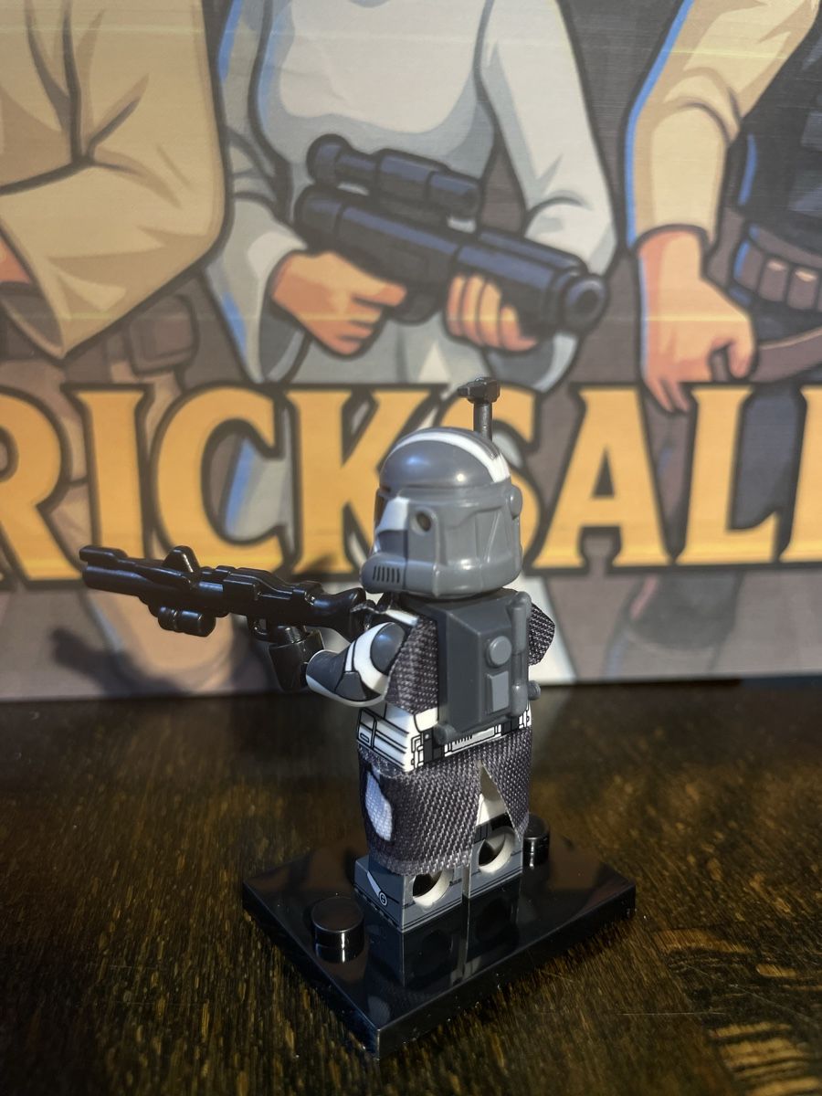 Star Wars Statuette: Star Wars Wolfpack Captain Clone Trooper Figur Lego-Komp. – Nuovo (secondo la descrizione) da Zufikon venduto da BrickSales 1