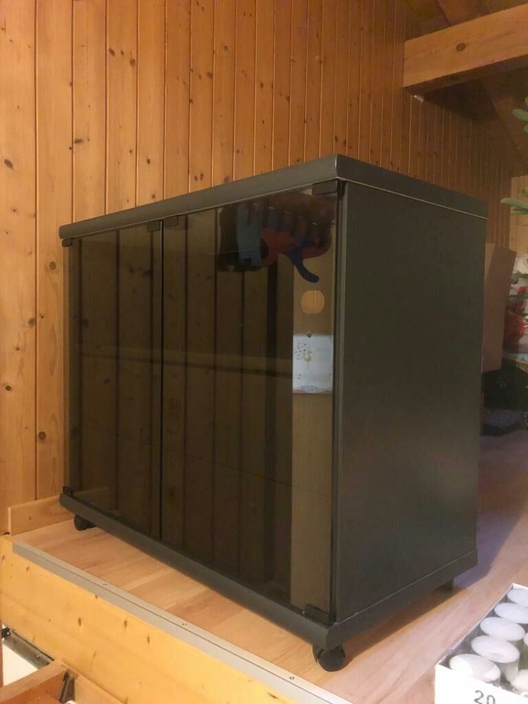 Mobili TV: TV Möbel – Usato da Ebnat-Kappel venduto da sentira 1