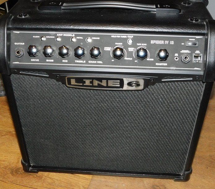 Line 6 Amplificatori: Gitarrenverstärker Line-6 IV 15 – Usato da Villnachern venduto da Schnugelchen