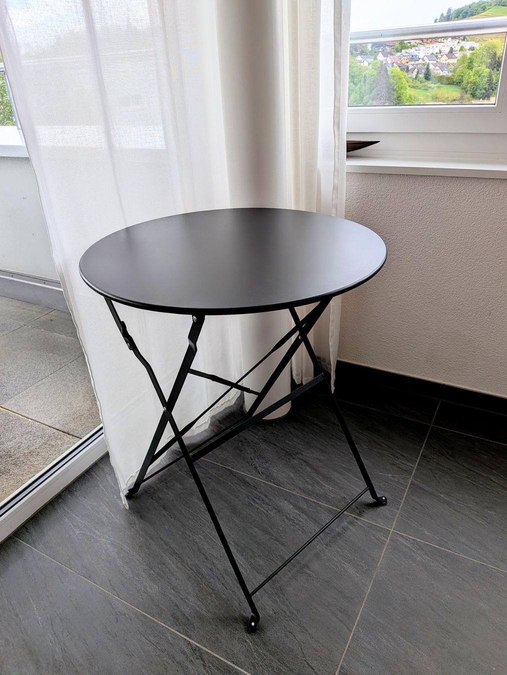 Tavoli: Kleiner Metalltisch – Nuovo (secondo la descrizione) da St. Gallen venduto da ani_6gnp 1