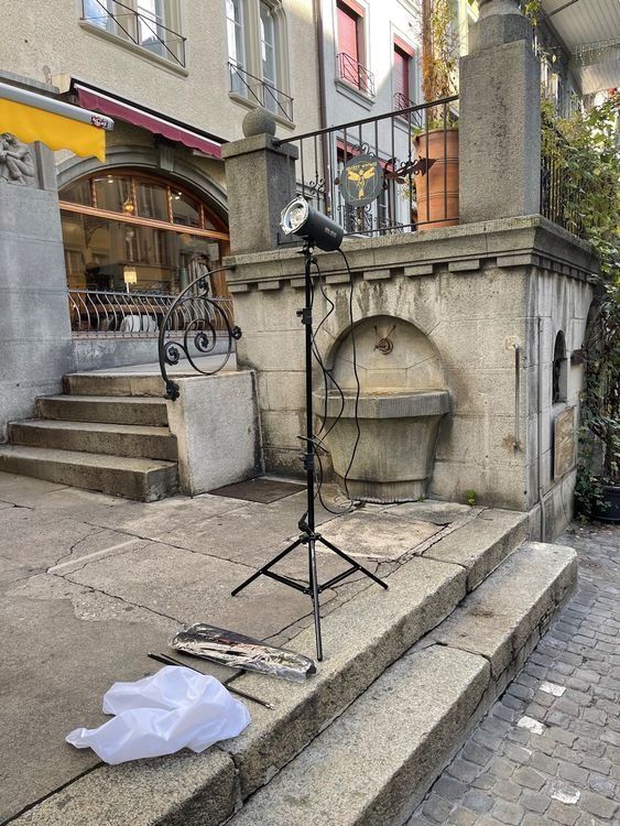 Lampade: 2 studio flasch lampe inkl. acc  lieferung gratis – Usato da Thun venduto da altstadt-thun 1