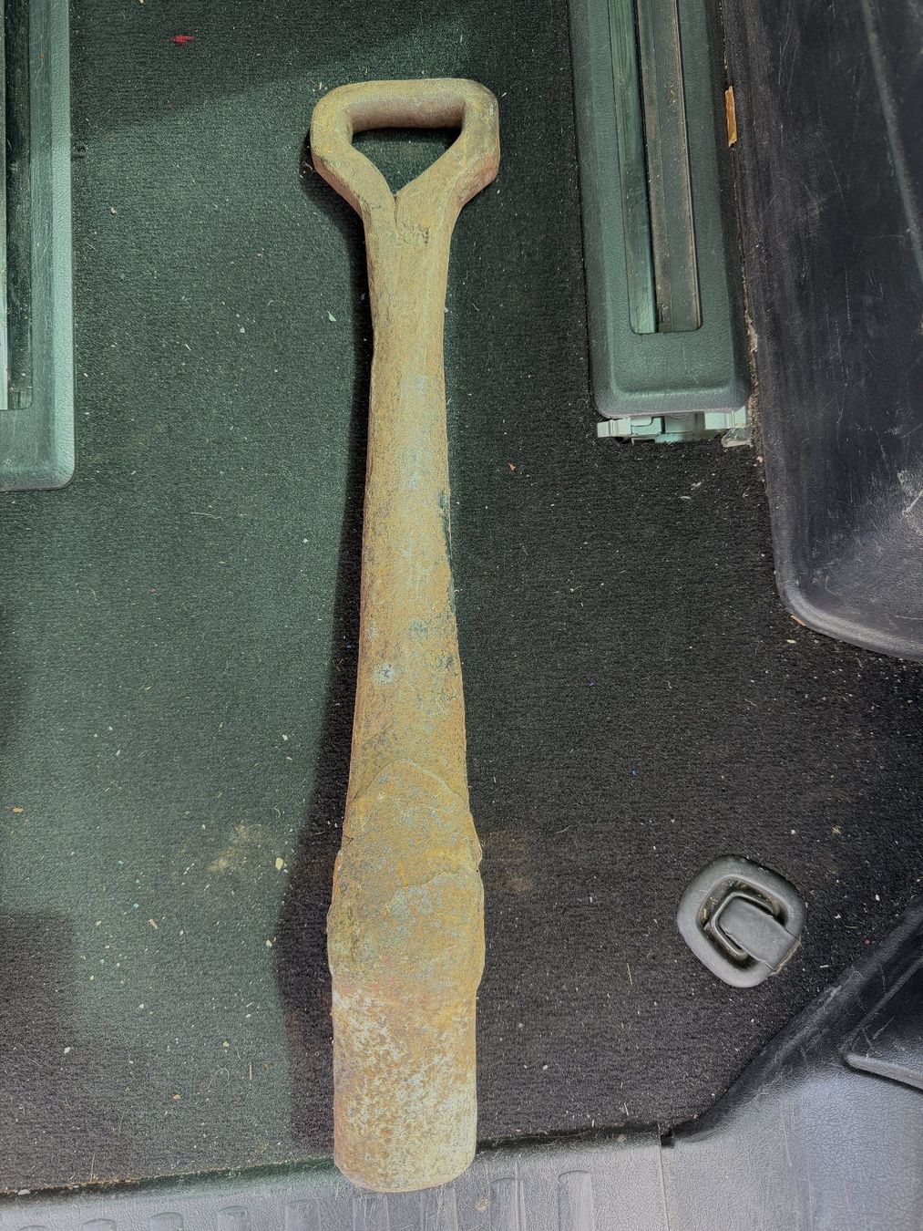 Campanacci mucche: Klöppel einer grossen Glocke. mit zwei Punzen – Usato da Zofingen venduto da Schekke 2