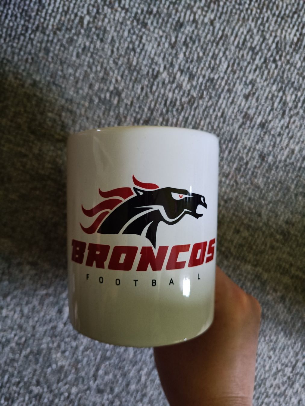 Tasses: Tasse Broncos Football – Neuf (Voir description) à Jaberg par urig17.