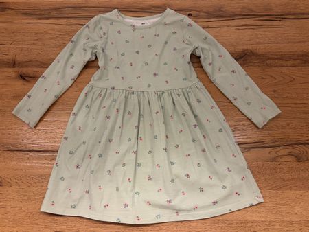 Kleid Mädchen H&M geblümt Grösse 110/116 