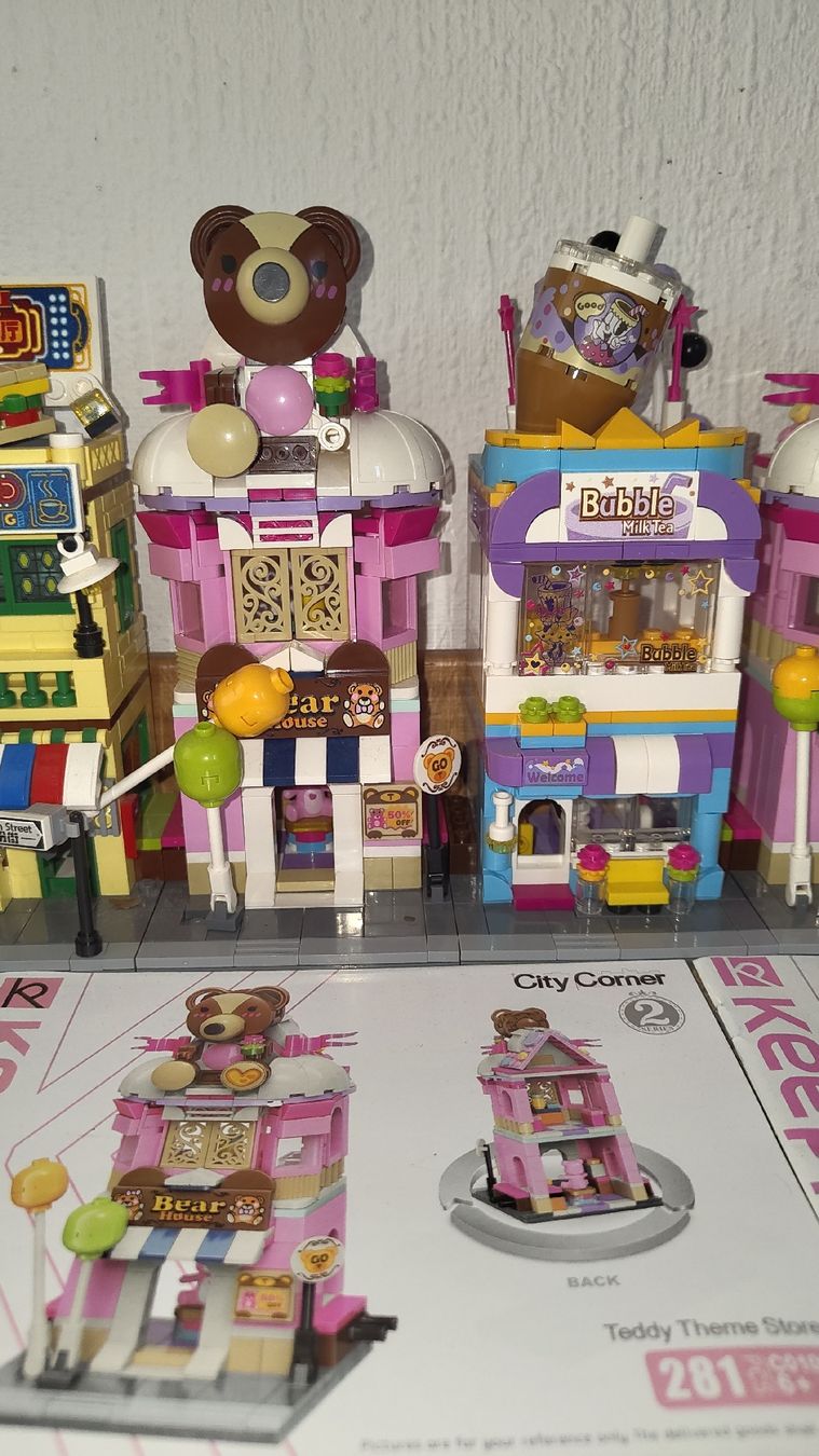 Kit di costruzioni: Keeppley City Corner Building Blocks 8 Sets  – Usato da Glattbrugg venduto da har_jgc7 6