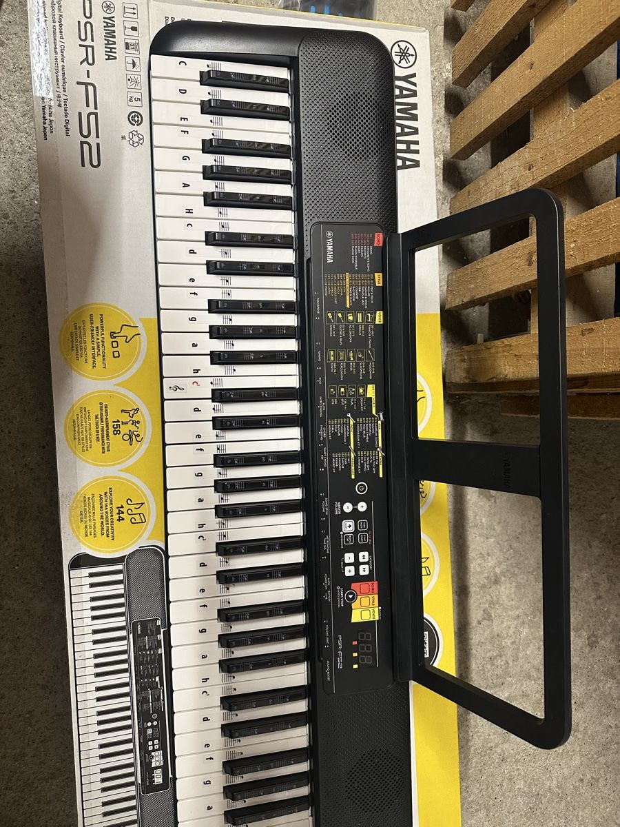 Strumenti musicali: Yamaha PSR-F52 Keyboard – Nuovo (secondo la descrizione) da Tamins venduto da M.assaker