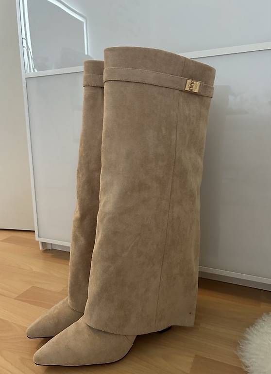 Scarpe da donna: Leder Stiefel, beige, Gr.42 – Usato da dietlikon venduto da lele_7ll