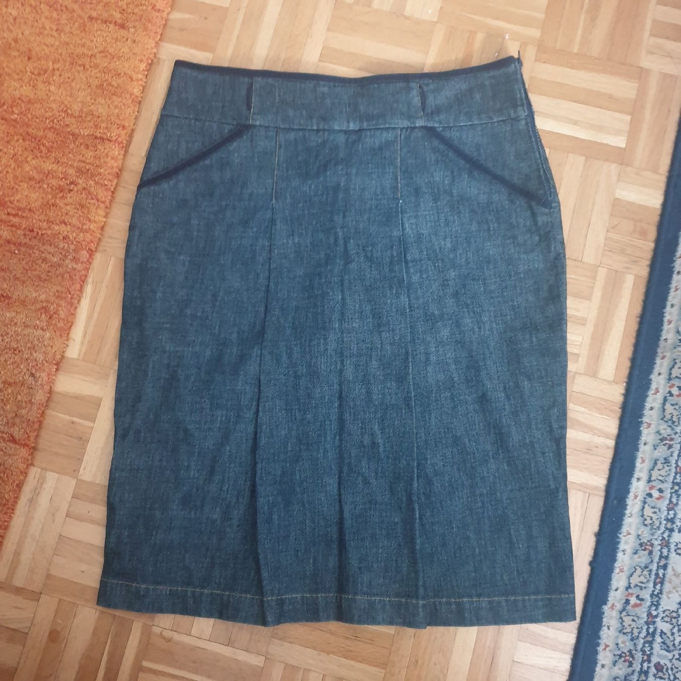 Armani Gonne: Armani Jeansrock Ital. Grösse 52 – Nuovo (secondo la descrizione) da Frenkendorf venduto da Moon111