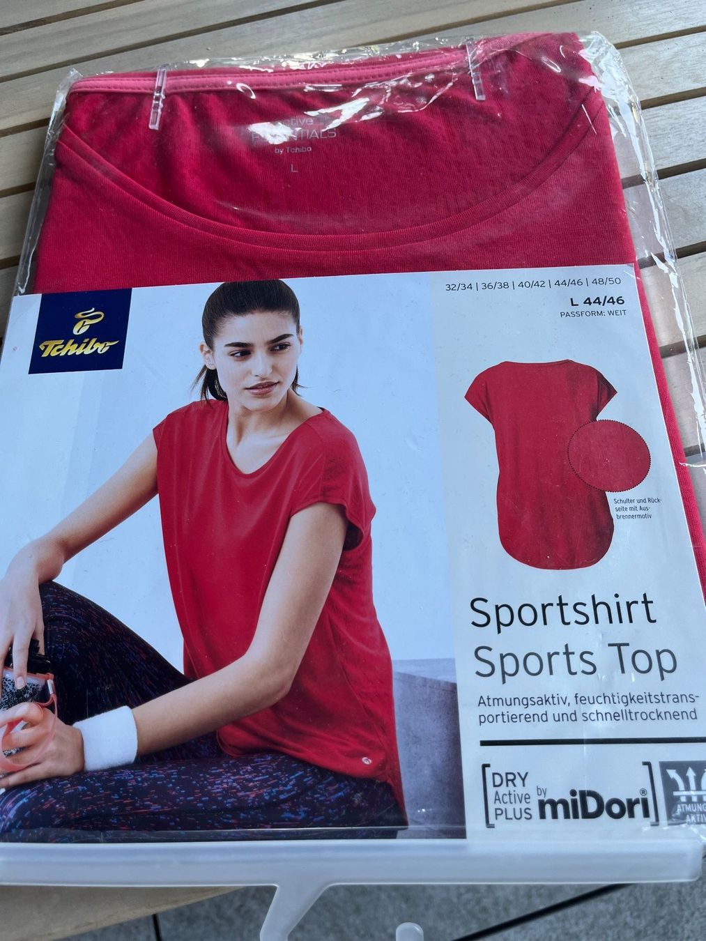 T-Shirts: Sportshirt /// L /// Neu – Neu und originalverpackt aus Brittnau von Zofigerin 1