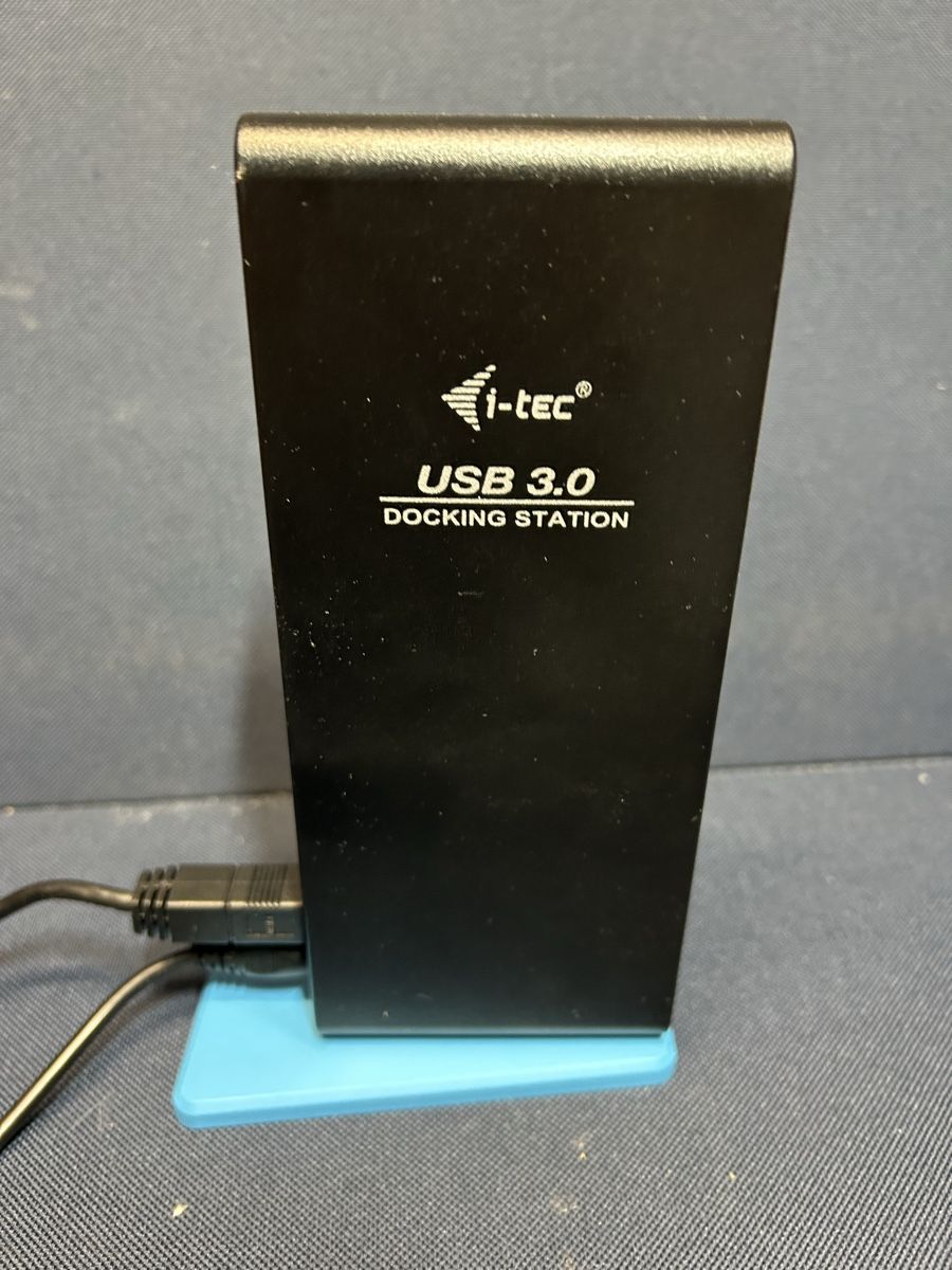 I-tec Docking station: i-tec USB 3.0 Docking Station mit Netzteil und Kabeln – Usato da Ibach venduto da heifla