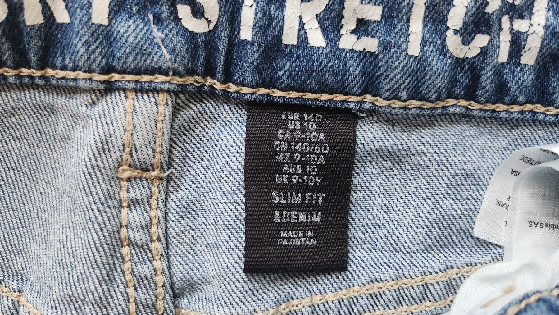H&M Pantaloni: short en jeans H&M 140 – Usato da Payerne venduto da fantasy124 3