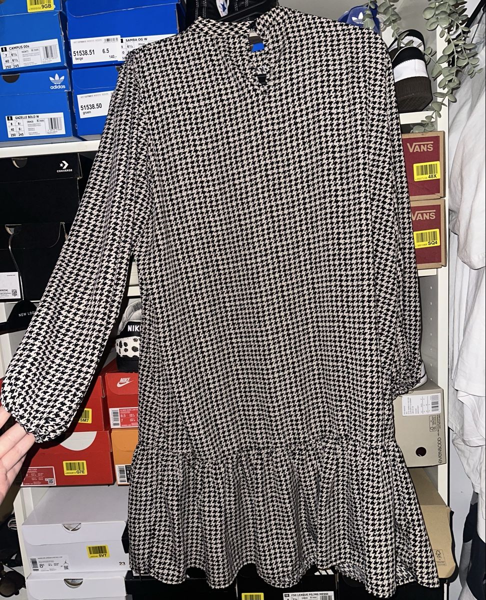 Vestiti: Kleid, EU44 – Usato da Gutenswil venduto da jus_nr7h 3