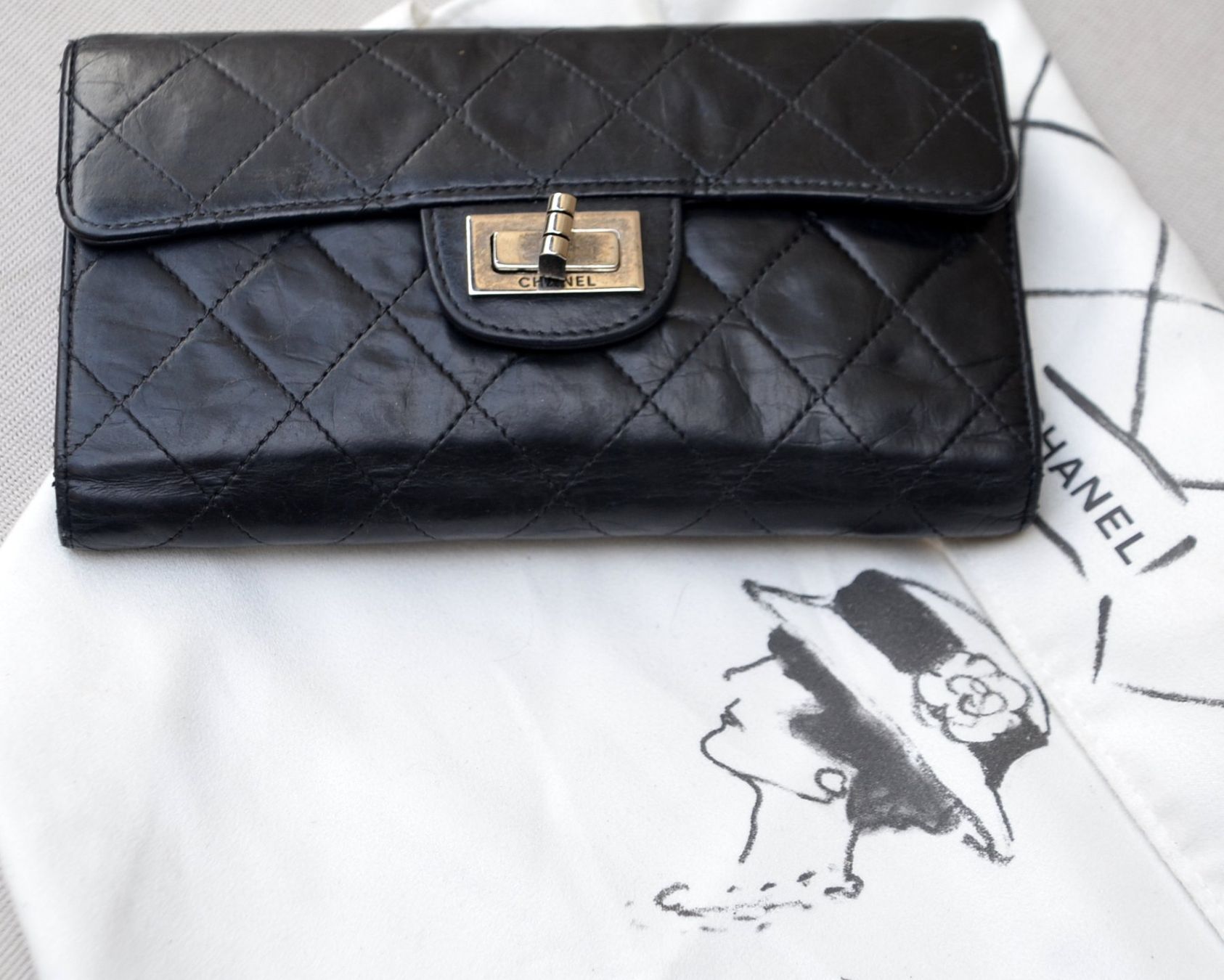 Chanel Portamonete: Portefeuille Chanel Wallet – Usato da Collonges venduto da Auganien 1