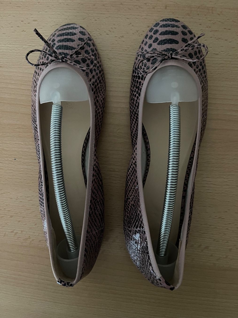 Navyboot Scarpe da donna: NAVYBOOT 40 /NP165CHF Loafers Balerinas Slipper Leder Python – Nuovo (secondo la descrizione) da Kölliken venduto da Prscoo 3