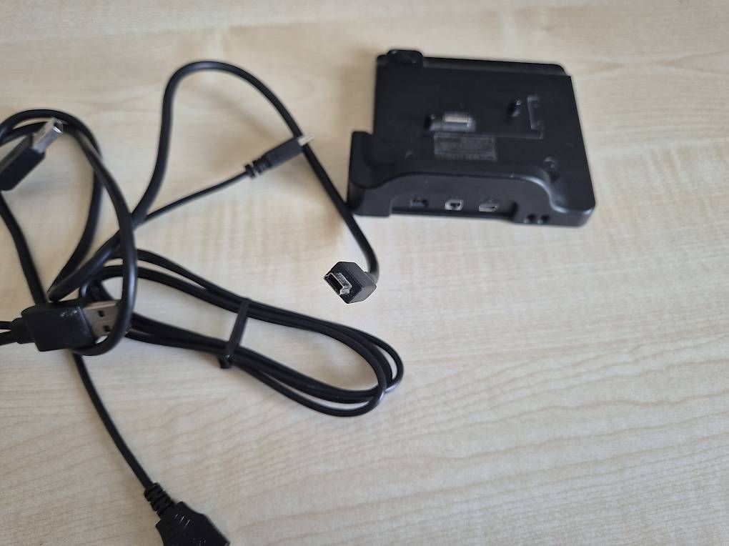 Docking station: Sony Handycam Station DCRA-C220 – Usato da Basel venduto da alaubi 1