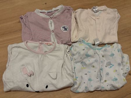 Pyjama Set mit Füsschen Grösse 74/80