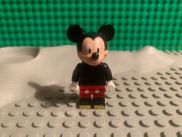 Lego Mickey Mouse 71012