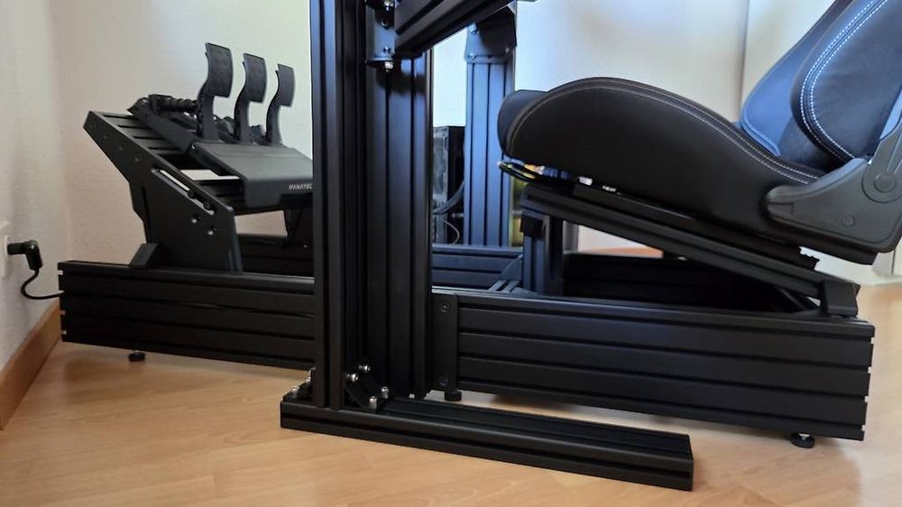 Simracing Rig Triple Screen & Asetek 27 NM (Neu (gemäss Beschreibung ...