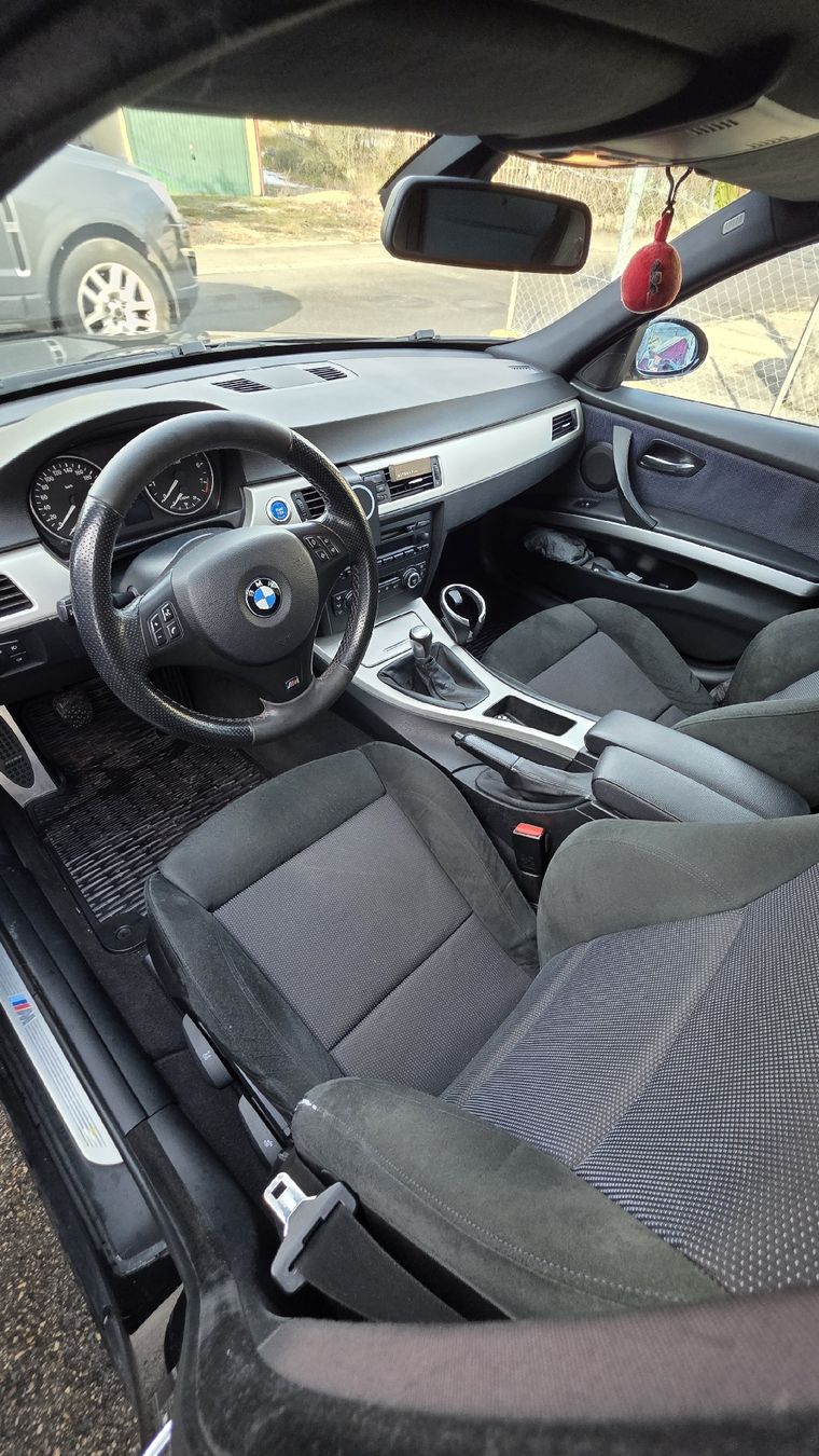 BMW Tutti pezzi di ricambio auto: Sièges Sport Tissus- alcantara BMW E91 – Usato da Grens venduto da valgt3