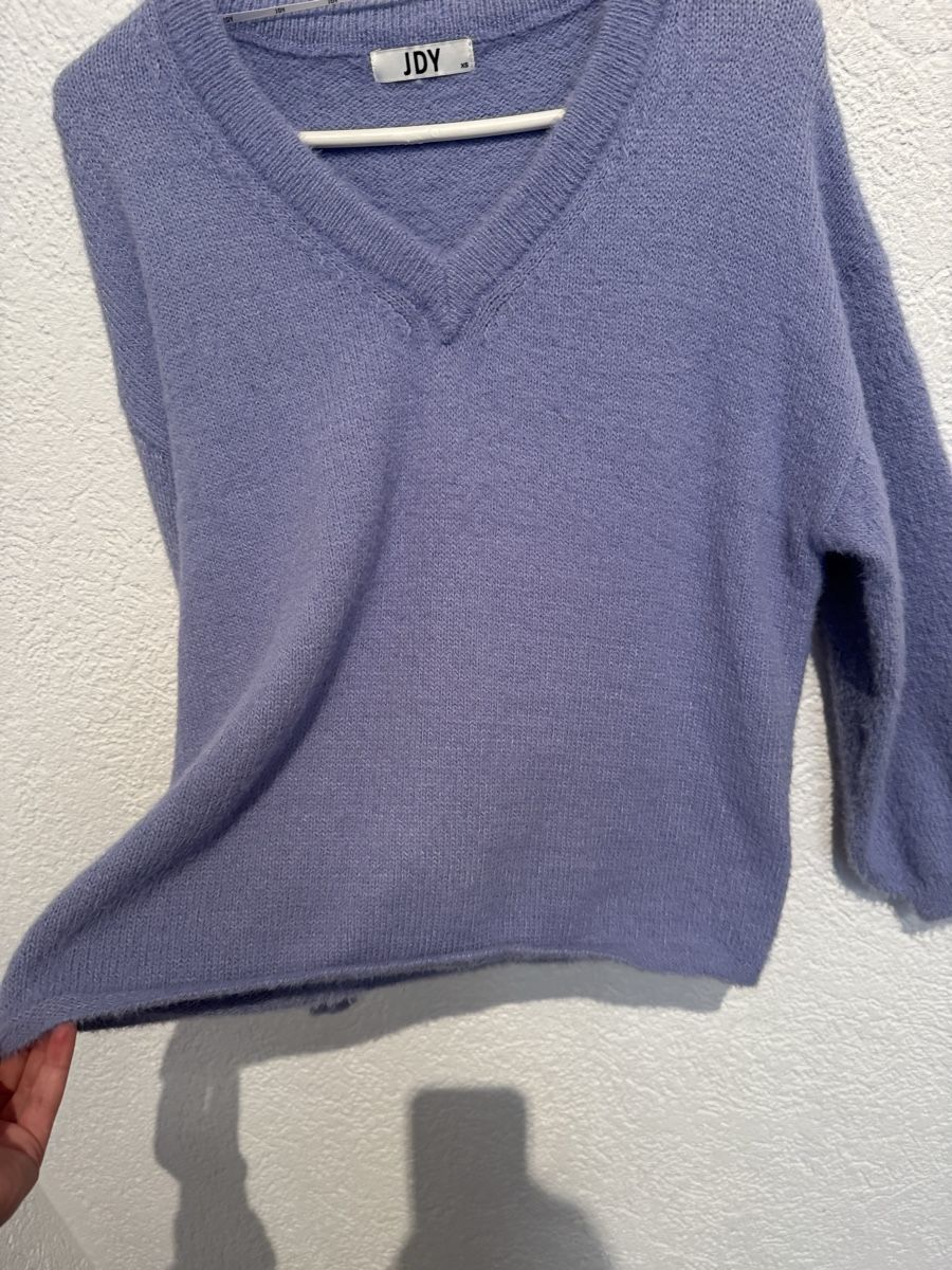 Maglioni & Felpe: JDY flauschiger Pullover lila Gr. XS / S – Usato da Fislisbach venduto da KolibriSecondhand 5