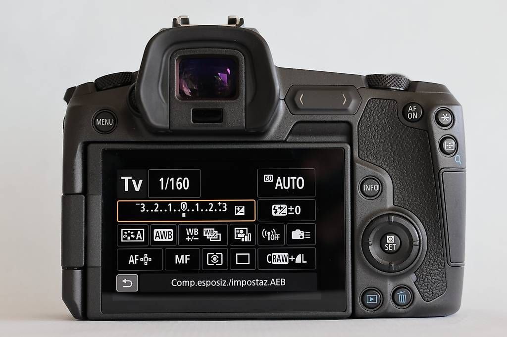 Canon Kamera: Splendido corpo macchina Canon EOS R – Gebraucht aus Ligornetto von lfe_6b2g