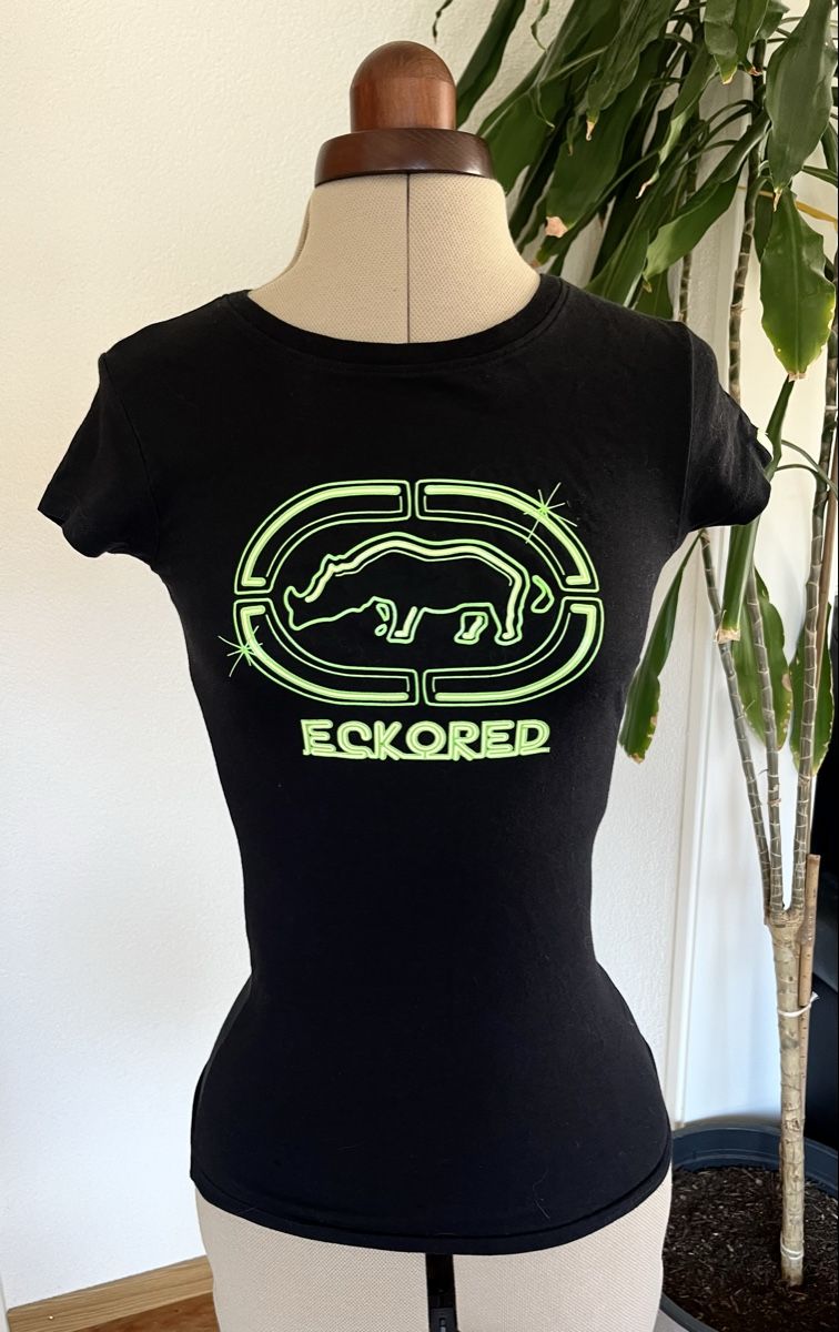 Ecko T-shirt: Ecko Red T-Shirt Black XS – Usato da Lausanne venduto da Lillielillie