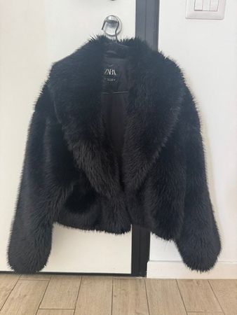 Winterjacke Zara 2025 Gr. s schwarz