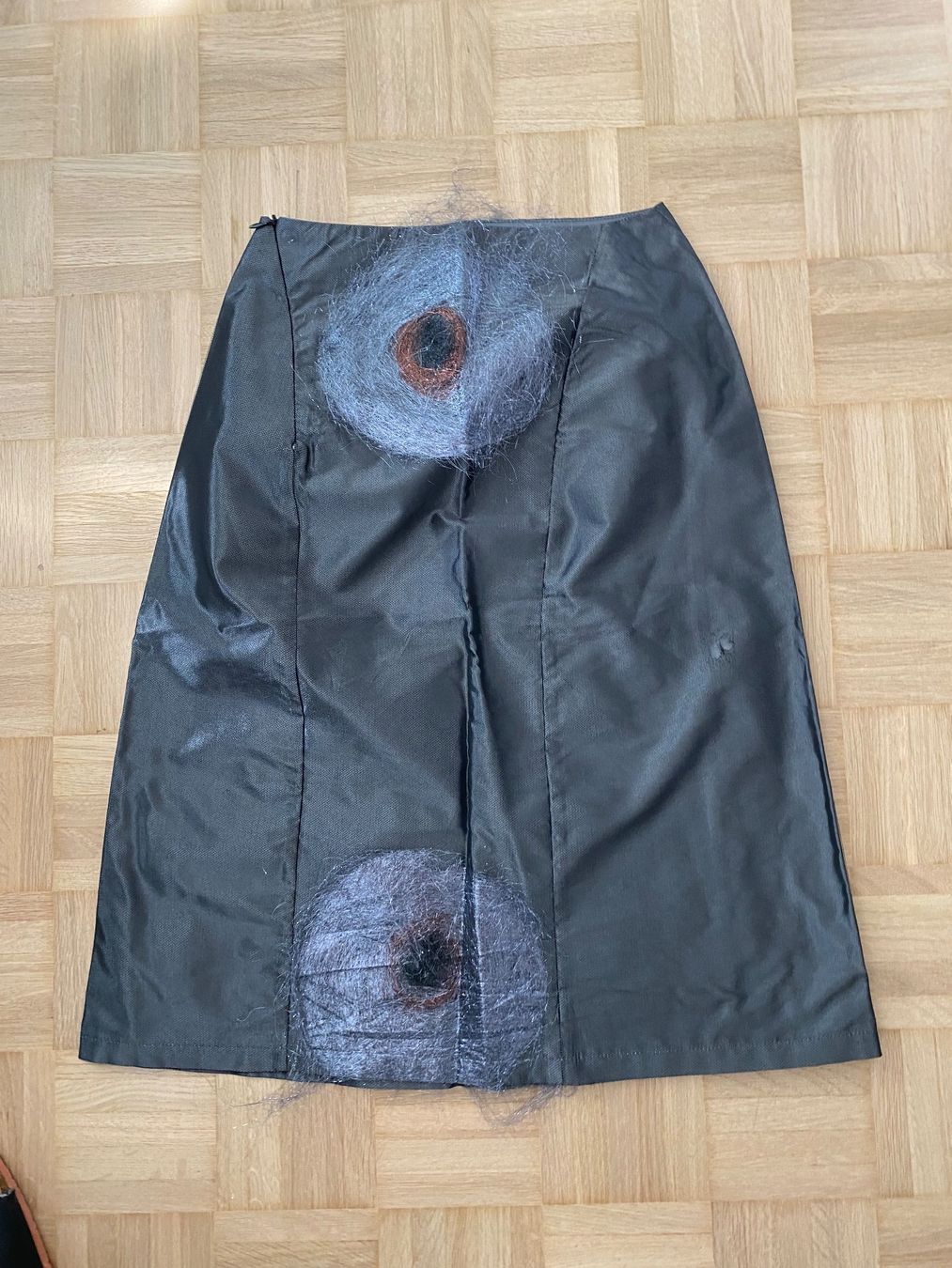 Gonne: Rock von Designerin Erica Matile – Usato da Zürich venduto da Basilou98 1