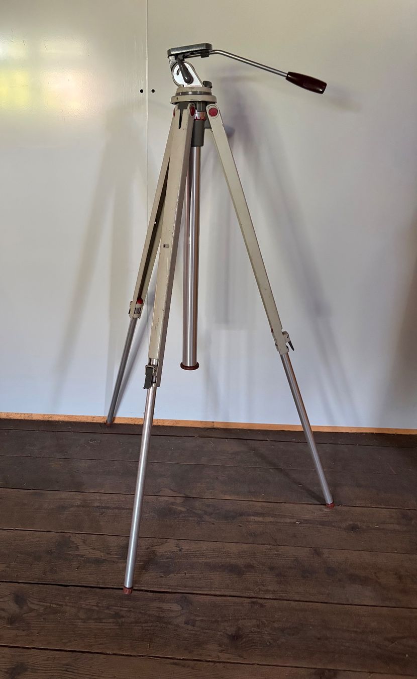 Treppiedi & Teste: Stativ, Schimansky, Mod 142 – Usato da winterthur venduto da Grami1