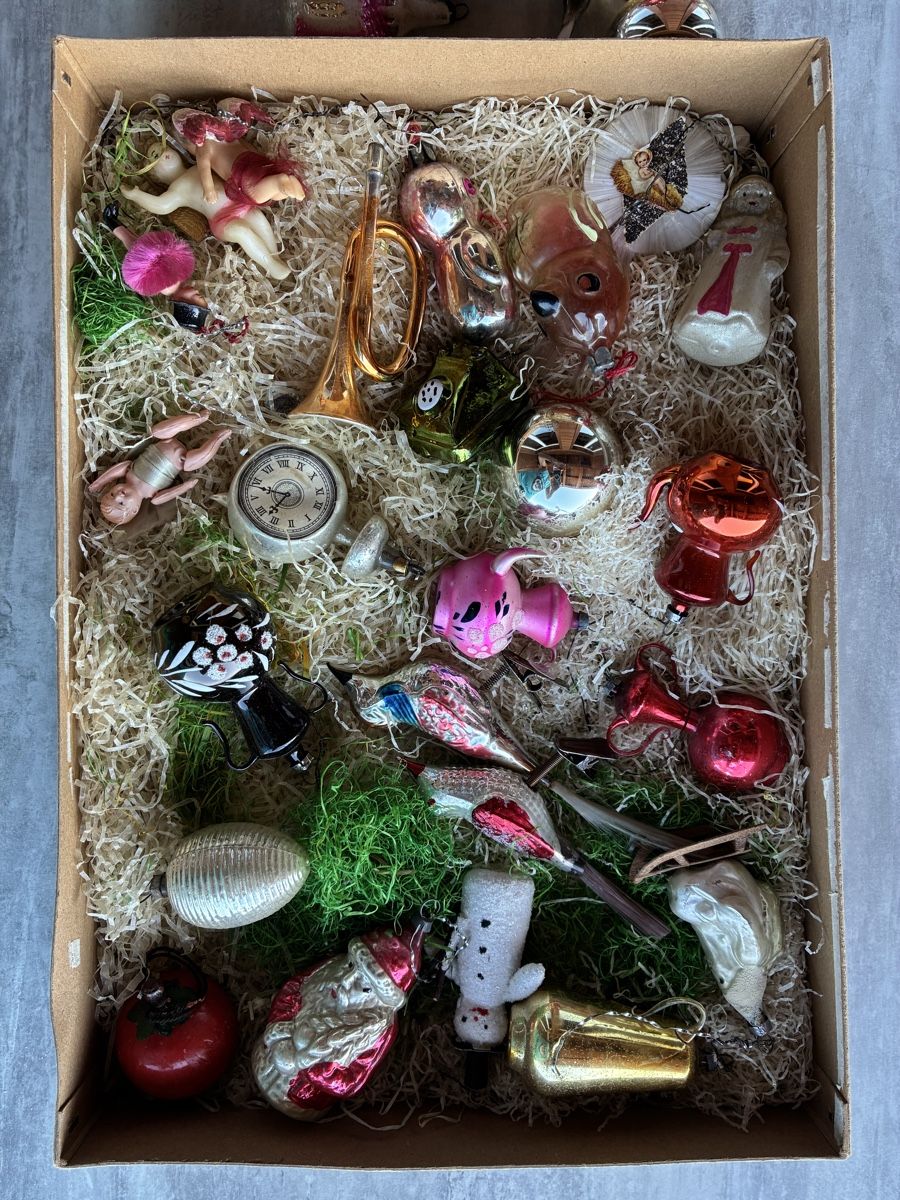 Toutes les décorations: Alter Weihnachtsschmuck ca 50 Stk. – D'occasion à Aeschlen ob Gunten par Maroeggu