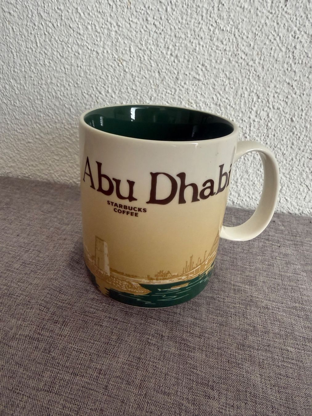 Starbucks Tazze: ABU DHABI - Starbucks Tasse Mug – Usato da Zürich venduto da Dan_Hak