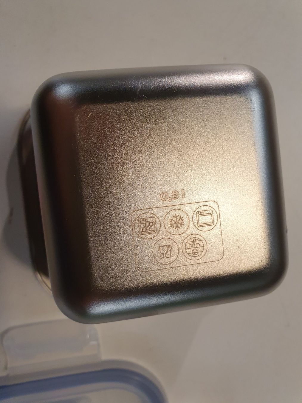 Tupperware Contenitori & Simili: Gefrierbox Chromstahl mit Gummibriden – Usato da Zürich venduto da loosebone 2
