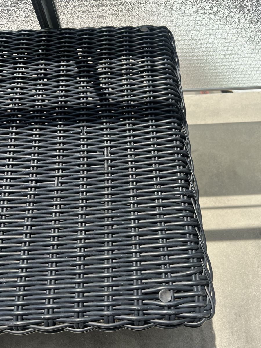 Tische: Rattan Tisch Outdoor – Gebraucht aus Unterengstringen von cck_ 1