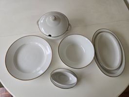 Antike Porzellan Servierplatten, weiss, Goldrand, Langenthal