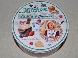 Blechdose Güetzidose "Kitchen Pastries & Cupcakes", Retro