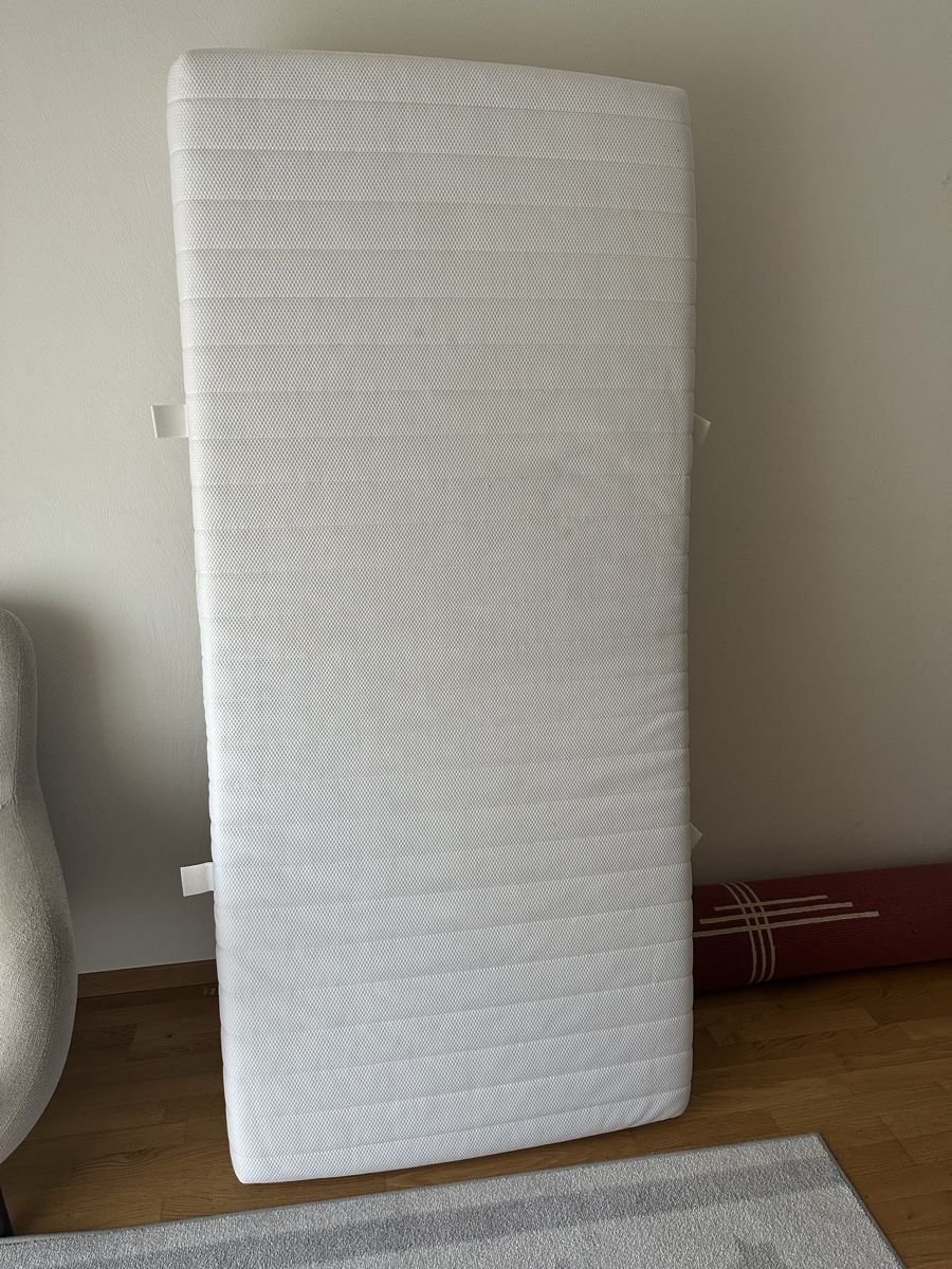 Reti a doghe: Lattenrost 90x200 cm mit Matratze – Usato da Altendorf venduto da ami_9f7p 3