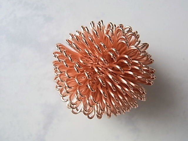 Perlen (unechte): 1 grosse Perle Metall altrosa 30mm – Neu (gemäss Beschreibung) aus Alpnachstad von perlengaby