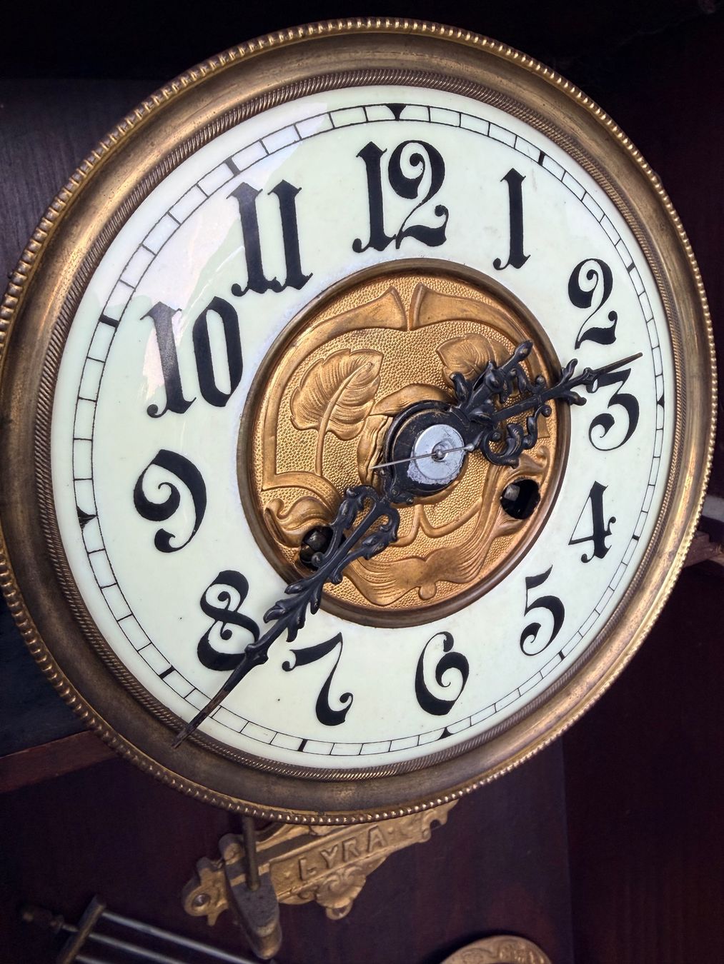 Uhren: Alte Wanduhr (1) – Gebraucht aus Walterswil SO von Porsche930 2