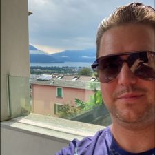 Profile image of easydoorone