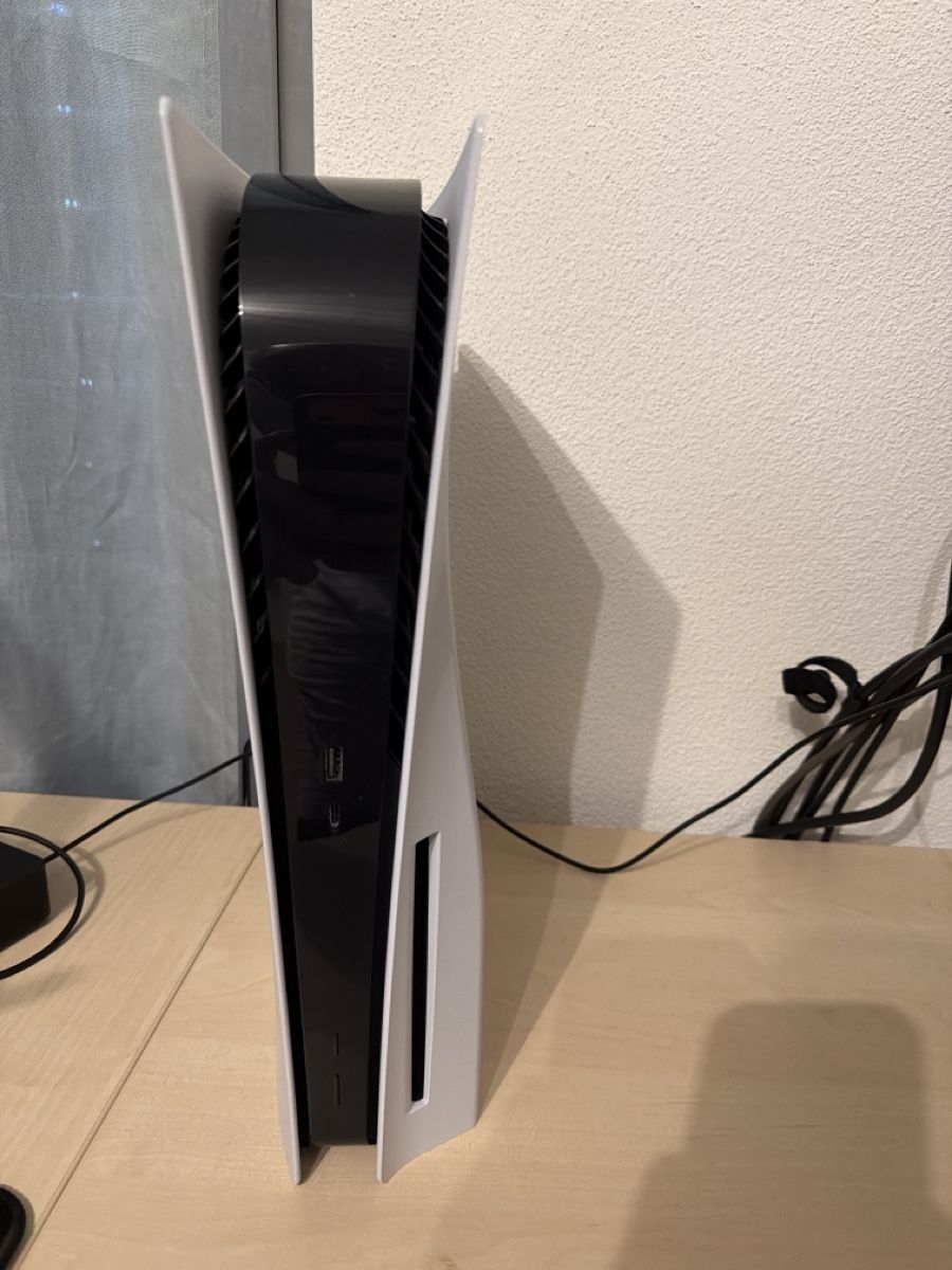 Sony Konsolen: Playstation 5 mit Laufwerk + 2 Controller und Pro Controller – Gebraucht aus Frick von Jesa2012 2