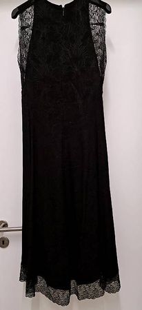 Kleid mit Spitze von Mango, Grösse M