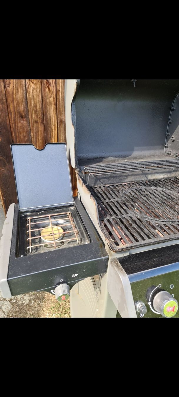 Weber Grills: Gasgrill Weber Modell Spirit – Gebraucht aus Niederlenz von DaveDasWahnsinn 1