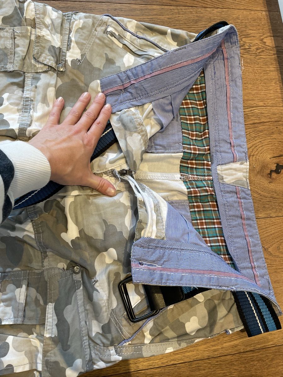 Pantaloni: 7x Hosen kurz Grösse M / L – Usato da Niederbüren venduto da poschti 5