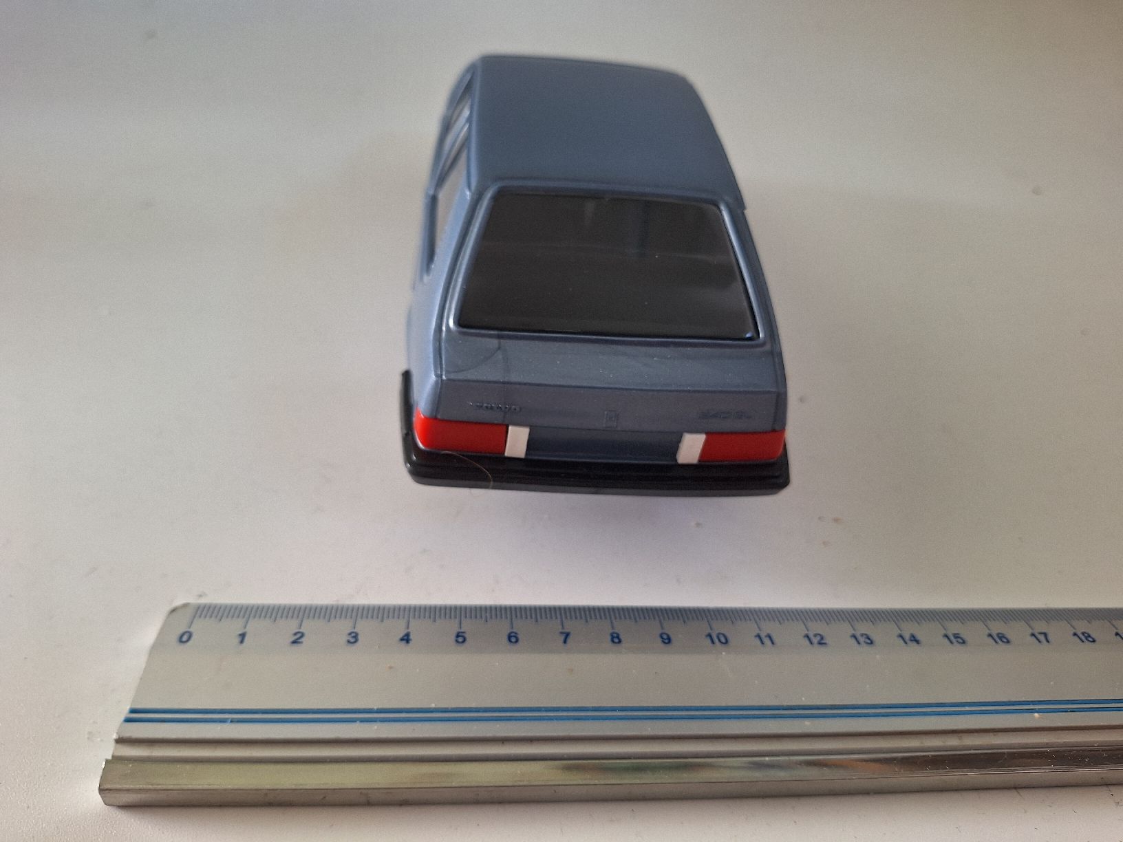 Volvo Modellini d'auto: Volvo 340 GL Modellauto – Nuovo (secondo la descrizione) da Künten venduto da Dfog 3