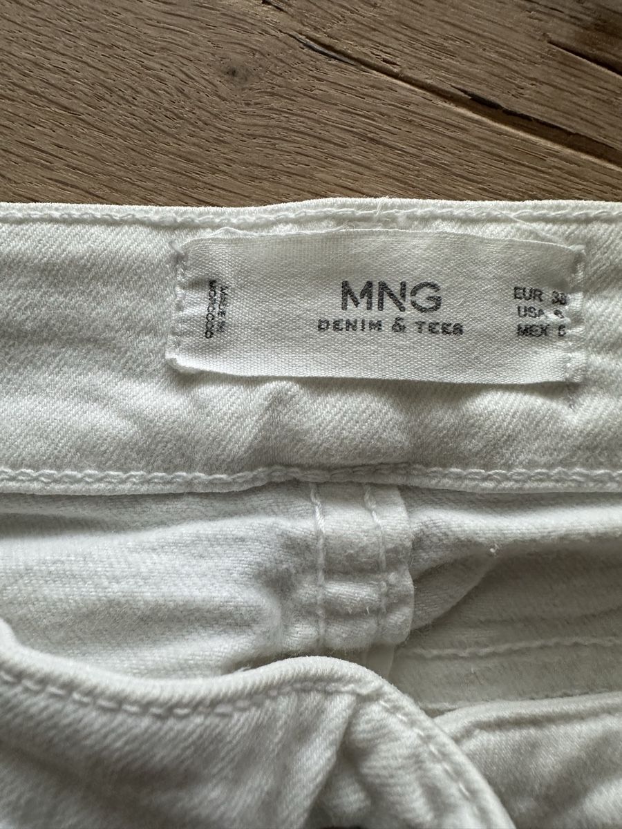 Mango Jeans: Mango Jeans, weiss, destroyed Look, Gr. 38 – Usato da Glattbrugg venduto da SMusic98 3