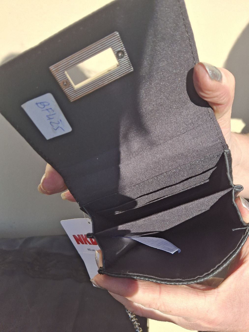 Borse da donna: Modisch  elegante SmartPhone Tasche EcoLeder 61 cm lang – Nuovo (secondo la descrizione) da Münchenbuchsee venduto da babilibern 9